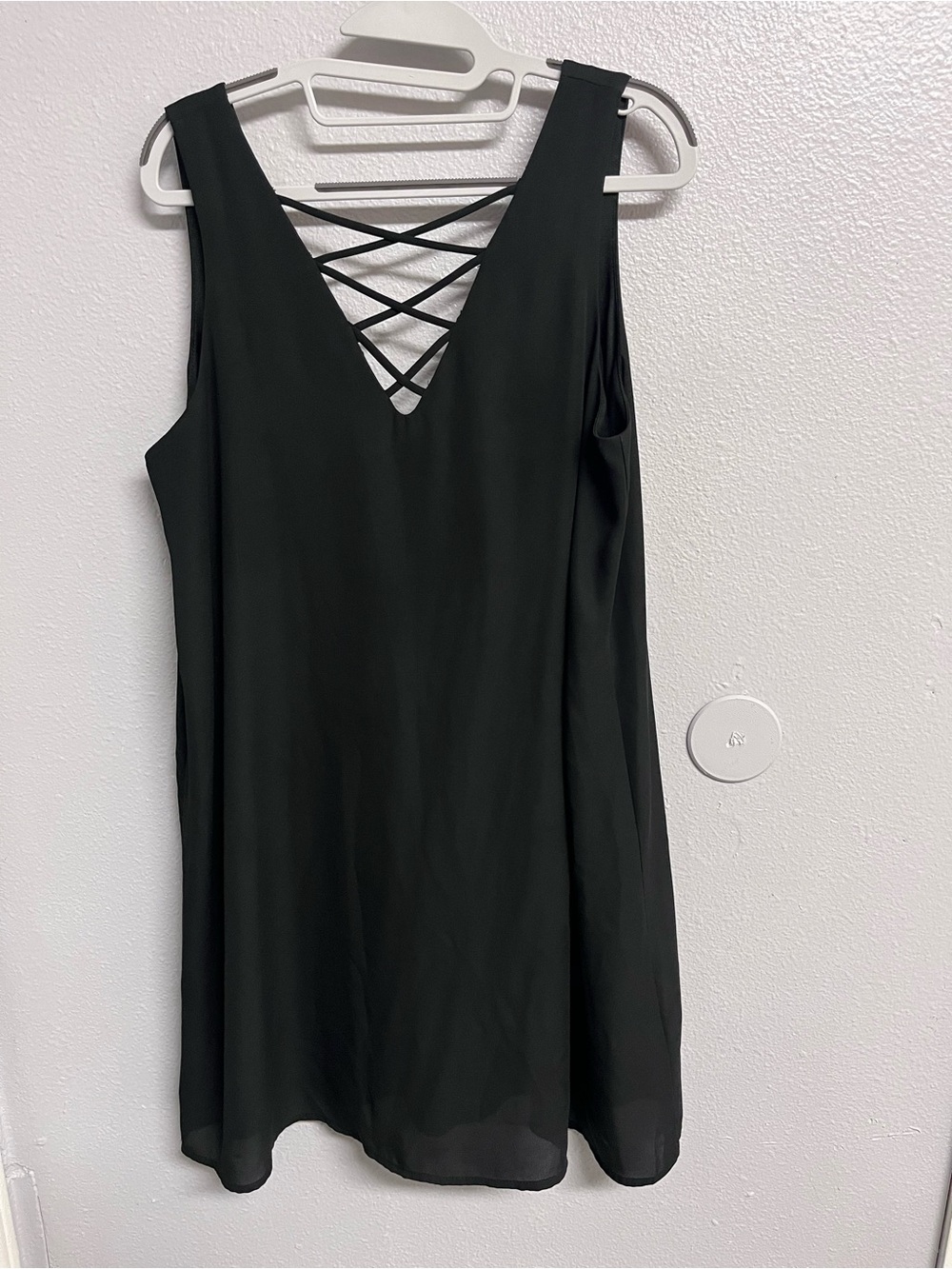 Soprano Black Sleeveless V-Neck Mini Dress with Crisscross Back